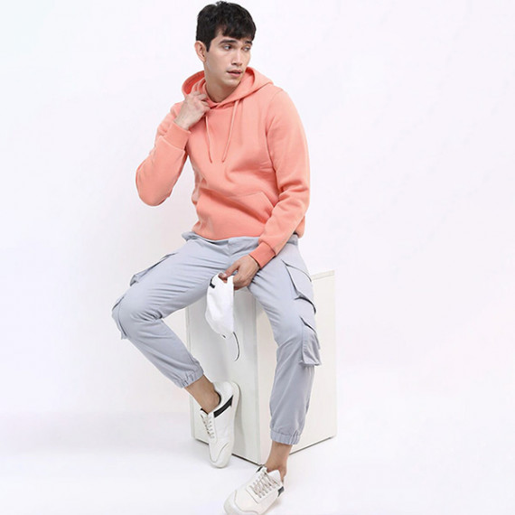 http://43.204.190.18/products/men-peach-coloured-hooded-sweatshirt