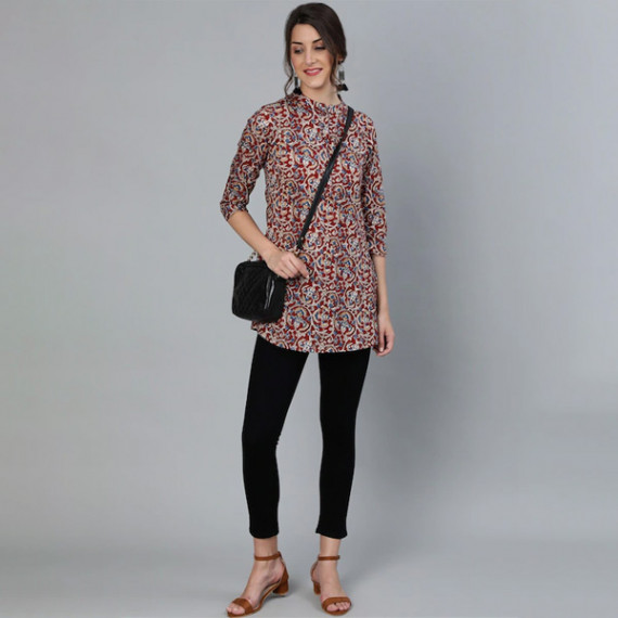 http://43.204.190.18/products/womens-maroon-cream-coloured-printed-tunic