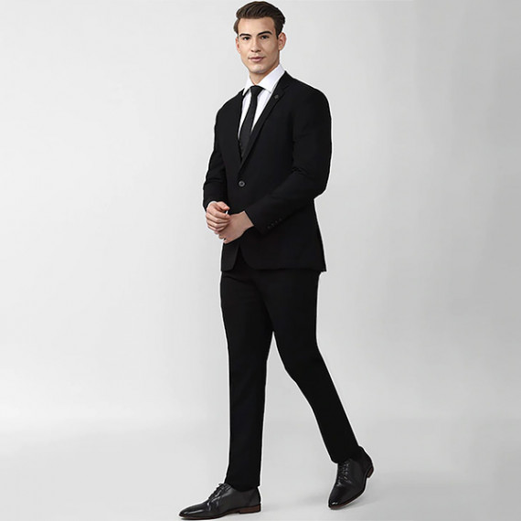 http://43.204.190.18/products/manq-mens-slim-fit-suit