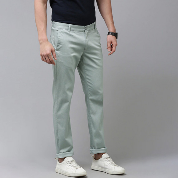 http://43.204.190.18/products/u-s-polo-assn-men-grey-printed-denver-slim-fit-trousers