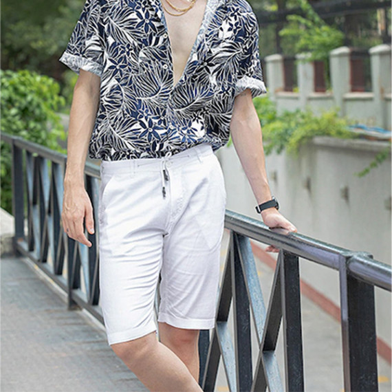 http://43.204.190.18/products/men-white-solid-slim-fit-regular-shorts