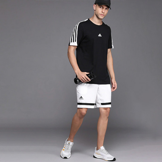 http://43.204.190.18/products/men-white-black-club-brand-logo-printed-tennis-sports-shorts