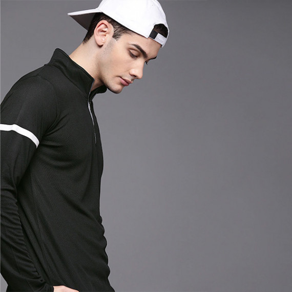 http://43.204.190.18/products/men-black-self-design-mock-collar-t-shirt