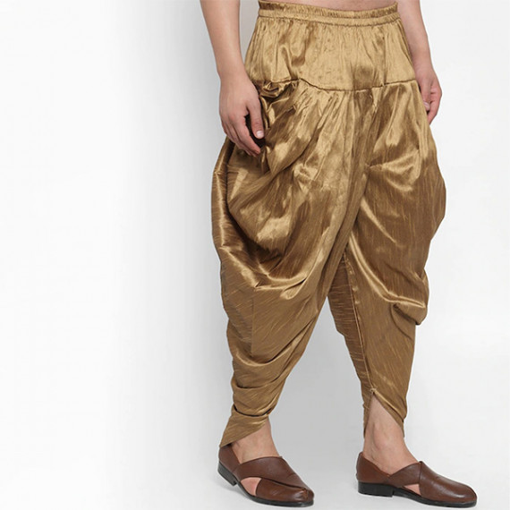 http://43.204.190.18/products/men-gold-toned-solid-silk-dhotis