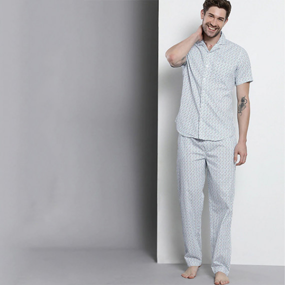 http://43.204.190.18/products/men-white-printed-pure-cotton-night-suit