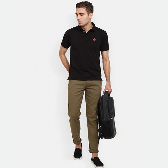 http://43.204.190.18/products/men-olive-green-cotton-classic-slim-fit-trousers