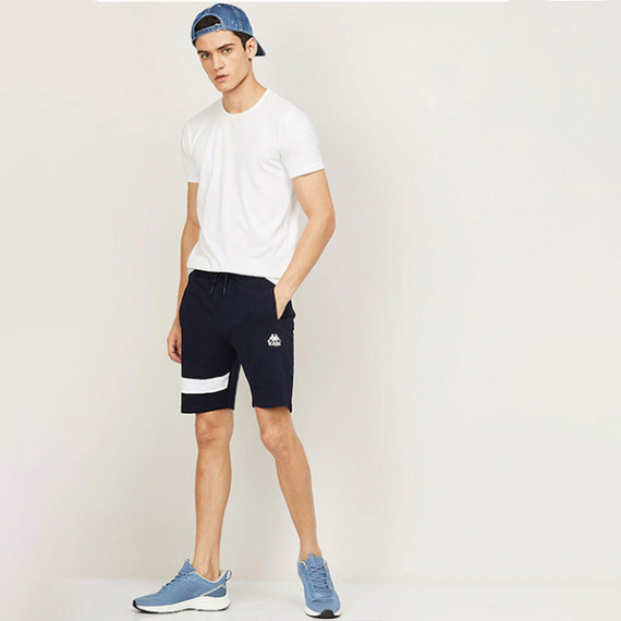 http://43.204.190.18/products/men-navy-blue-shorts