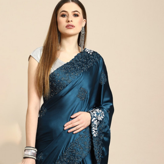 http://43.204.190.18/products/blue-floral-embroidered-satin-saree