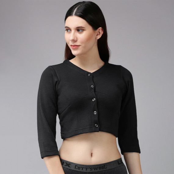 http://43.204.190.18/products/women-black-solid-slim-fit-cotton-thermal-top